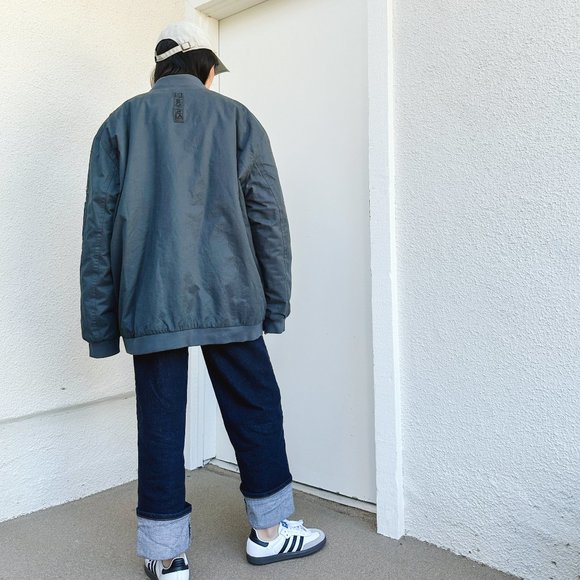 Men's 2022 Superbowl Gray Bomber Jacket - Picture 7 of 7